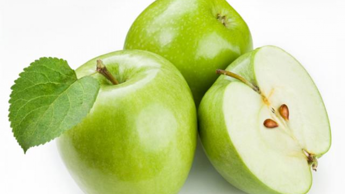 Làm đẹp da bằng cách ăn táo xanh – Nàng đã thử chưa?